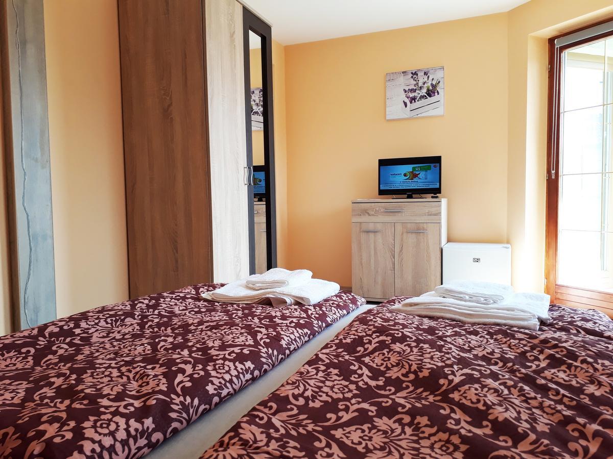 Hőforrás Wellness Panzió Hotel Egerszalók Exterior foto